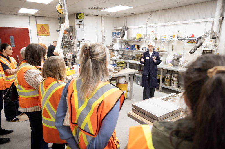 Retour sur une expérience exclusive au cœur des laboratoires Sika