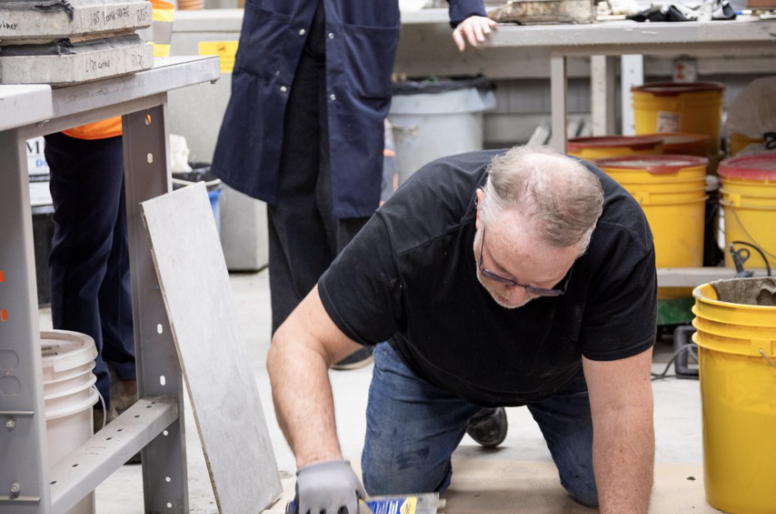 Retour sur une expérience exclusive au cœur des laboratoires Sika