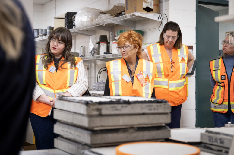 Retour sur une expérience exclusive au cœur des laboratoires Sika